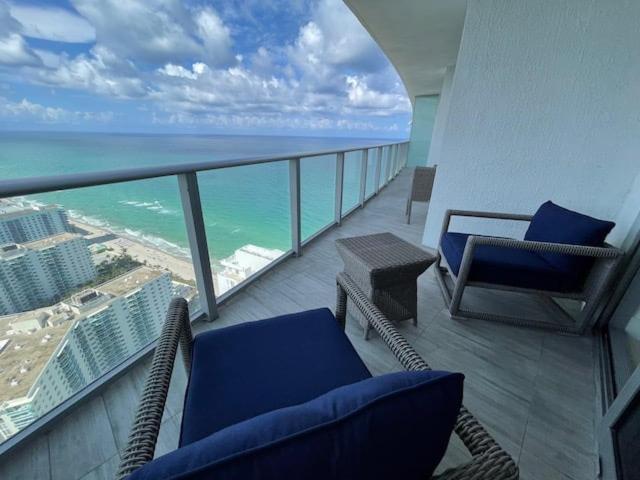 Stay At The Top With Amazing Views By Rent4Us Голливуд Экстерьер фото